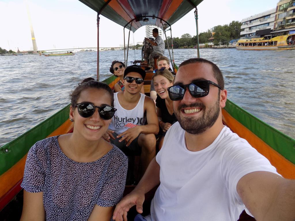 The Oasis Hostel (Adults Only) Bangkok Ngoại thất bức ảnh