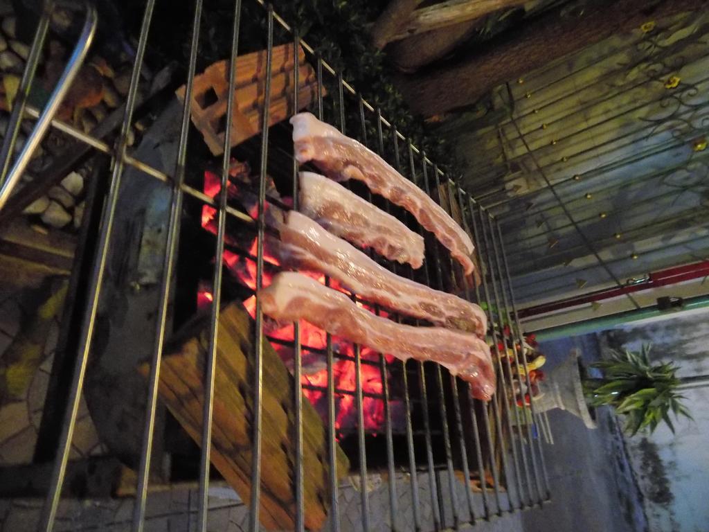 The Oasis Hostel (Adults Only) Bangkok Ngoại thất bức ảnh